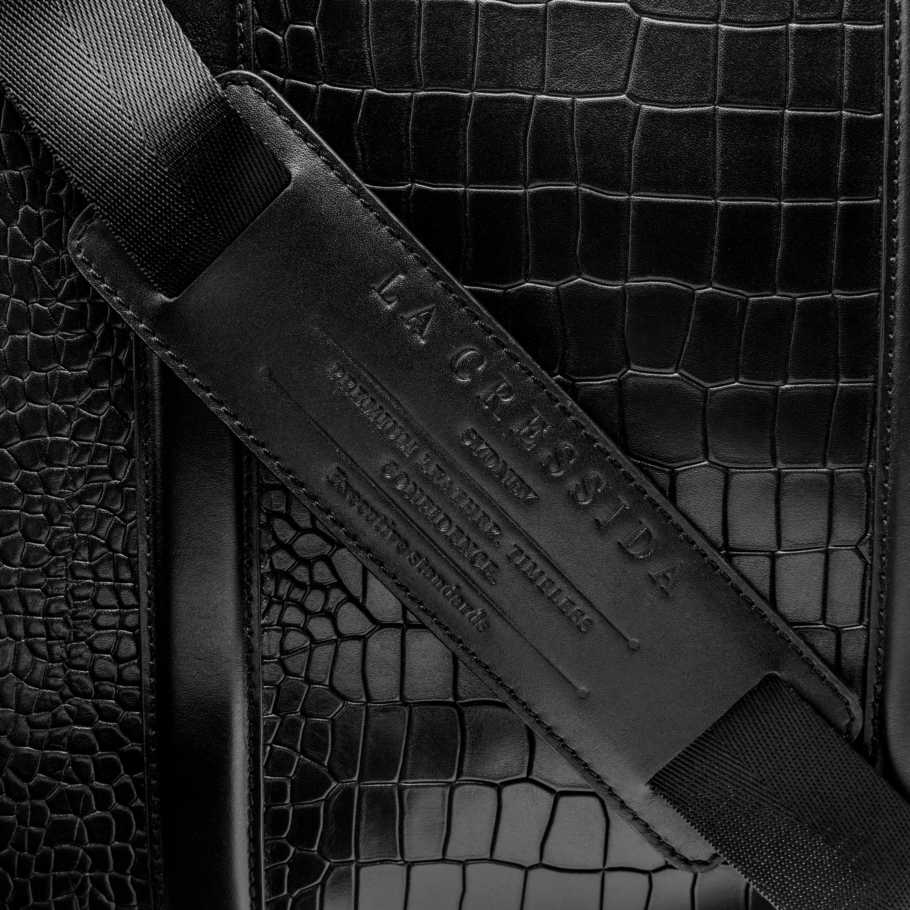 La Cressida Black Croco Men Laptop Bag